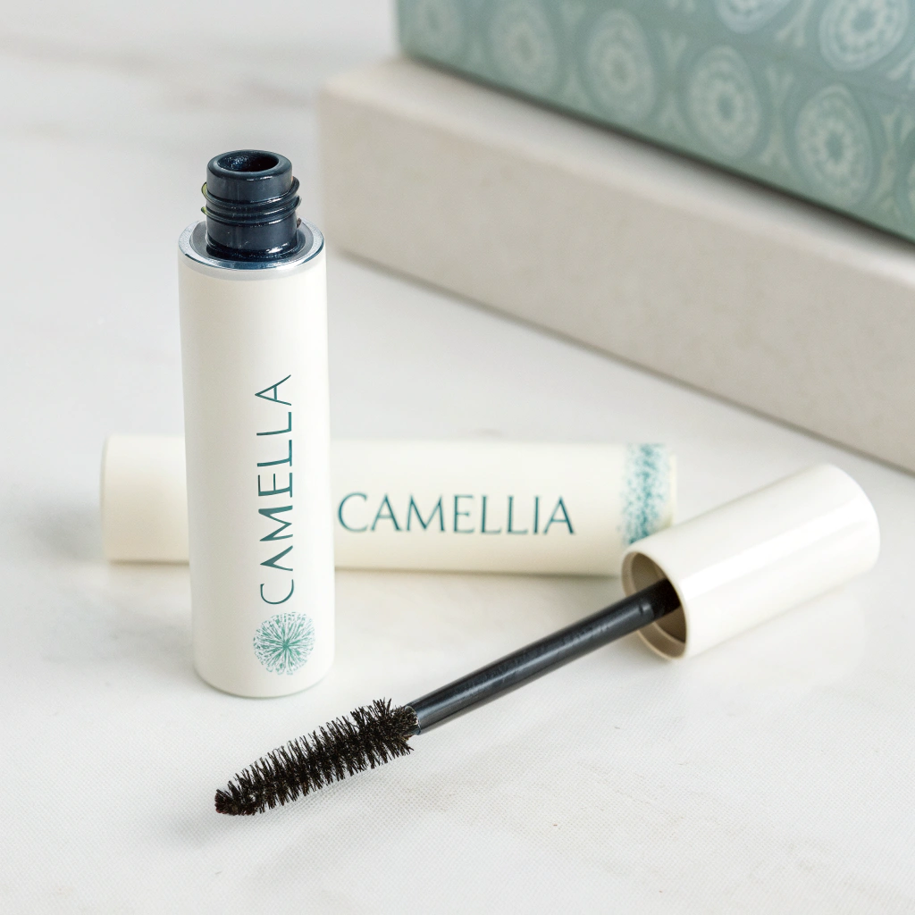 White Label Volumizing & Lengthening Mascara – Clump-Free