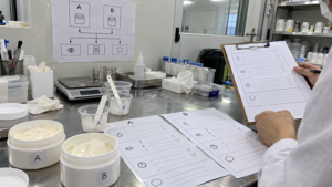 Private-Label Hair Mask Samples: What Should Brands Compare?
